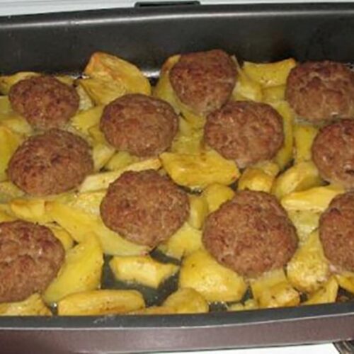 chicken burgers with lemon potatoes