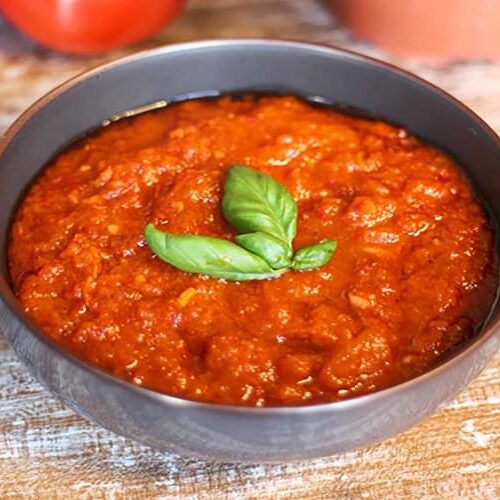 Marinara sauce with san marzano tomatoes and basil leave