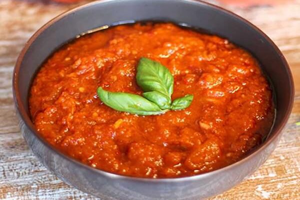 Marinara sauce with san marzano tomatoes and basil leave