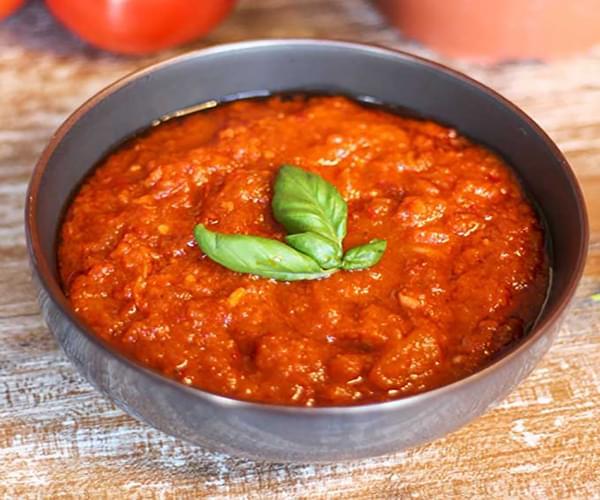 Authentic Marinara Sauce Recipe | Easy 30-Minute Italian Classic