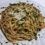 Authentic Spaghetti Aglio e Olio,garlic and olive oil spaghetti sauce truly authentic recipe